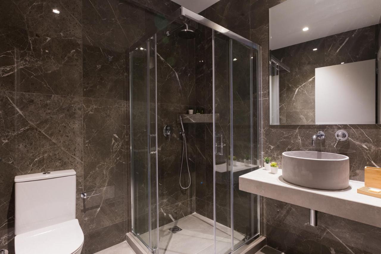 Aparthotel 12 Reasons Why Metaxourgeio Atenas Exterior foto