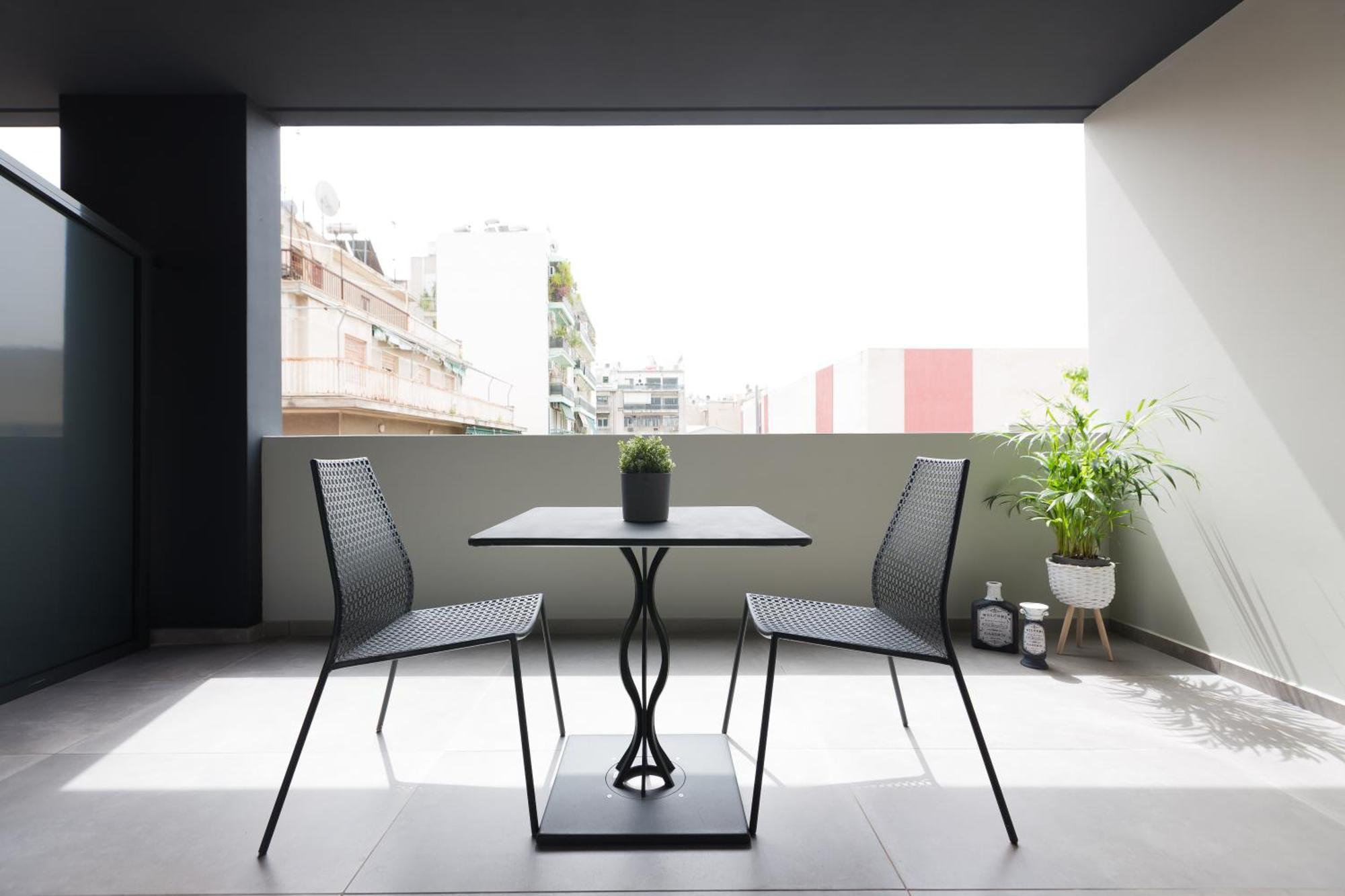 Aparthotel 12 Reasons Why Metaxourgeio Atenas Exterior foto